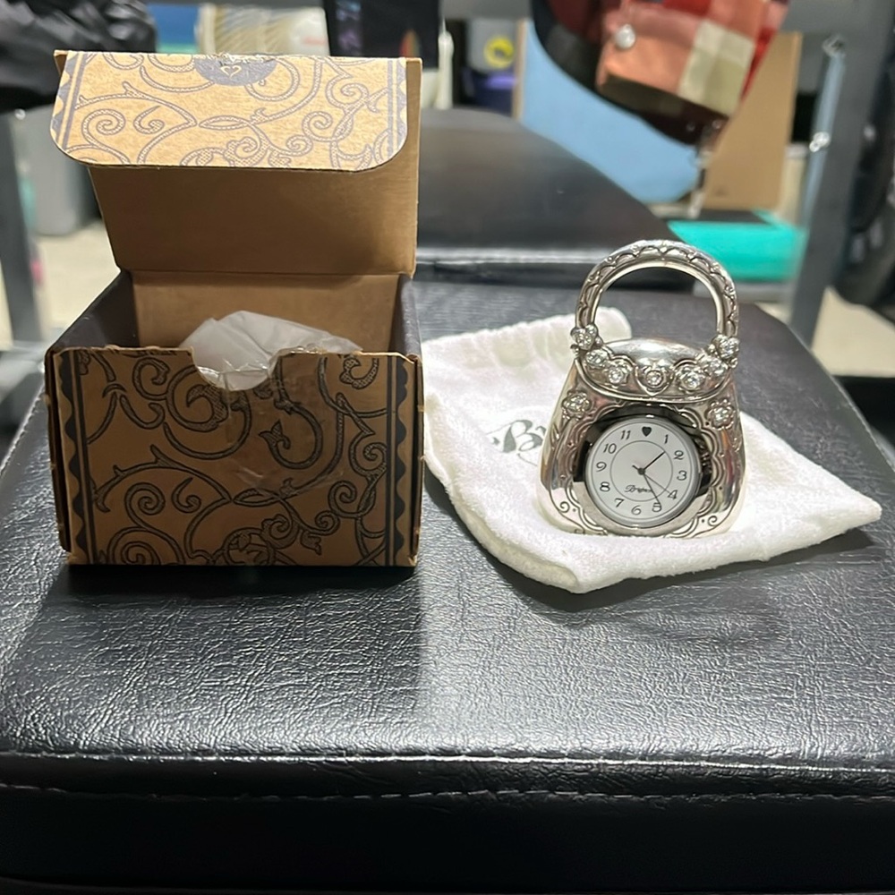 Brighton Purse Clock